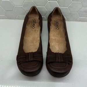 Abeo Tatum Nubuck Leather Ballet Flat Brown Comfort Shoe Womens Sz 8.5N